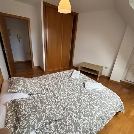 Grupo Gontad Atico Neano Daire A Coruña